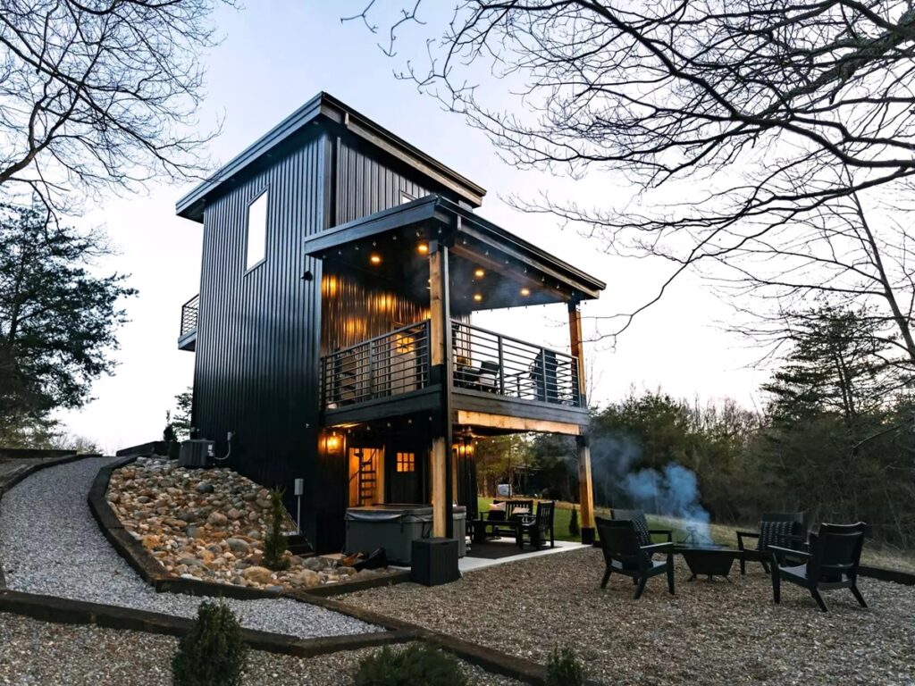 Trendy Container House for a Weekend Getaway