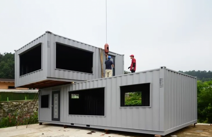 Simple We Build Simple Container House