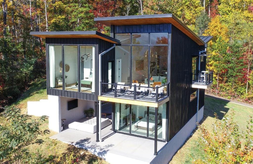 Modern Holiday Cottage VAYHAUS in the Wonderful Gatlinburg Mountains