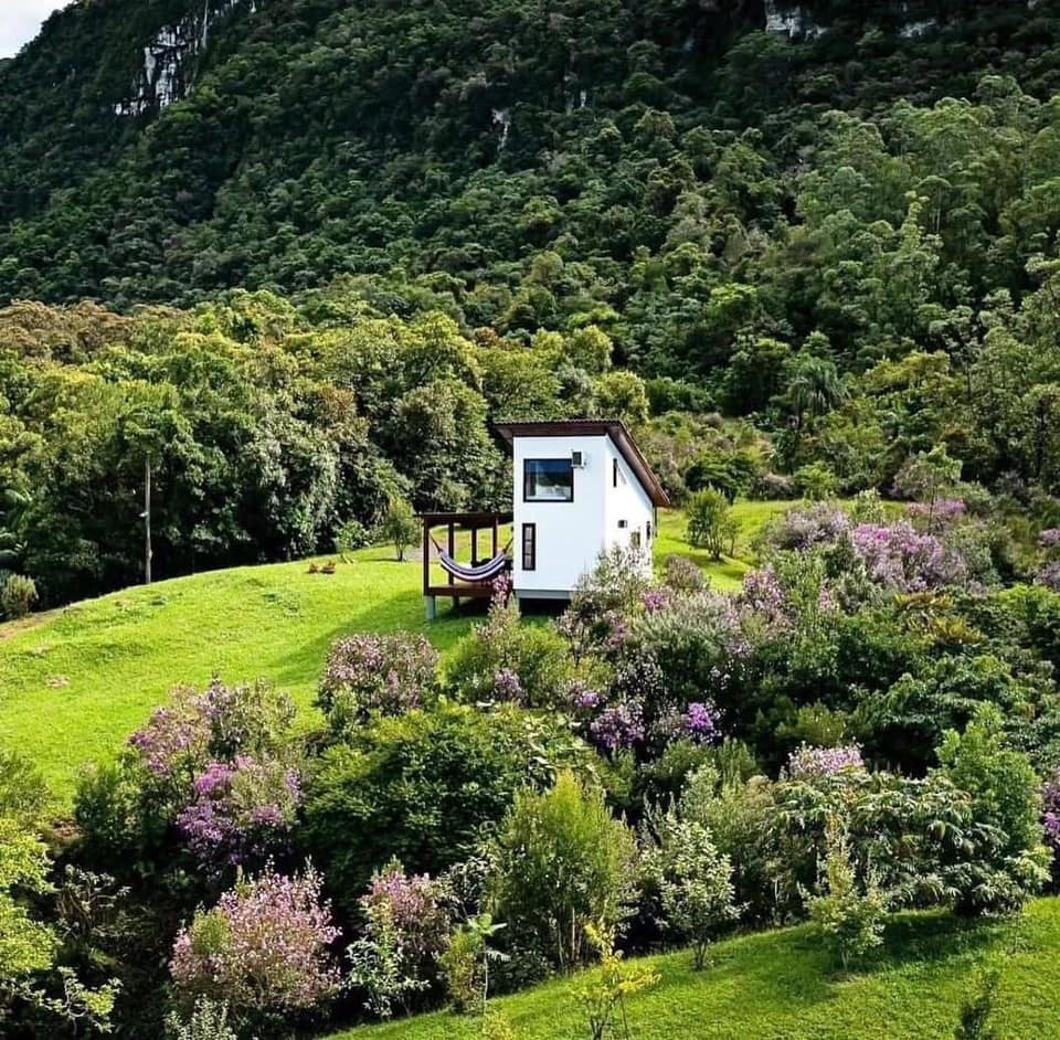 Small Casal Chalet with a Great View in Sítio Vale Encantado