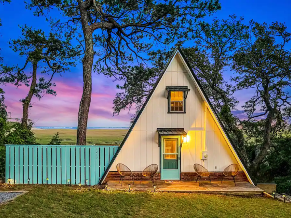 Wonderful Rustic A-Frame Retreat in North Myrtle Beach