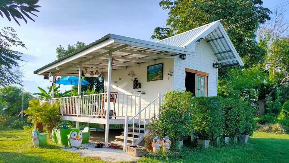 Young Farmer Built a Wonderful House in Nature For 200,000 Baht