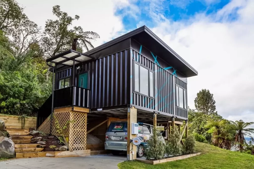 3x20ft Shipping Container House in Lake Taupo